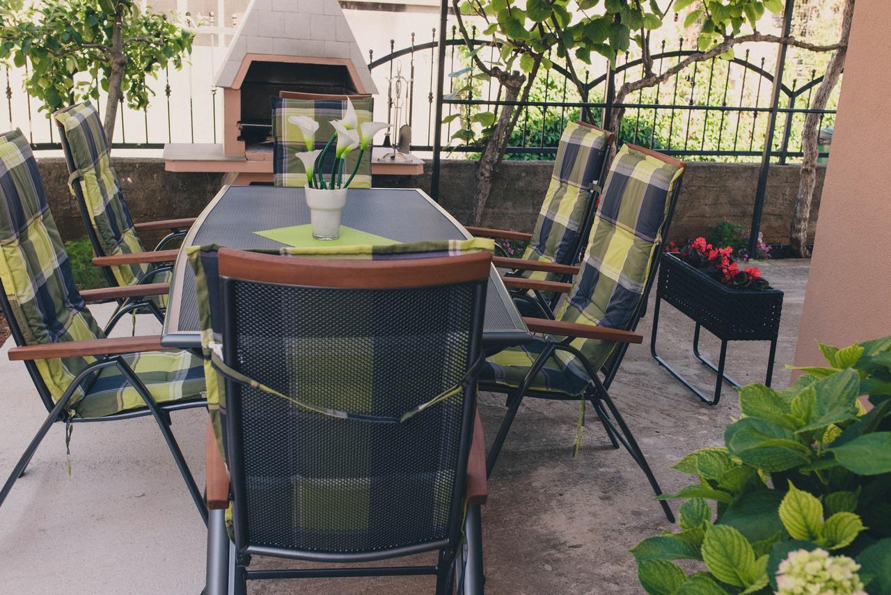 Apartments Sunny Garden Brodarica  Exterior foto
