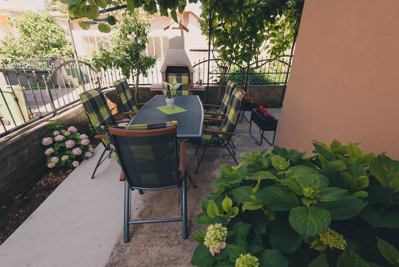 Apartments Sunny Garden Brodarica  Exterior foto