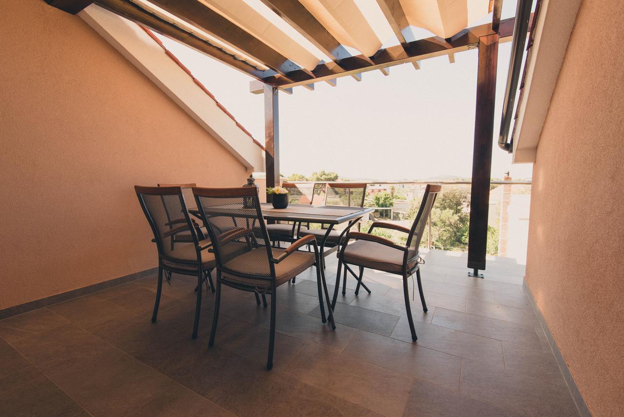 Apartments Sunny Garden Brodarica  Exterior foto